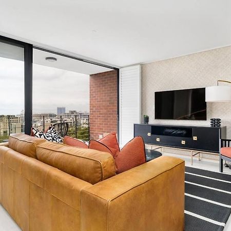 קייפטאון Styled Top Floor Apartment, With Back-Up Power מראה חיצוני תמונה